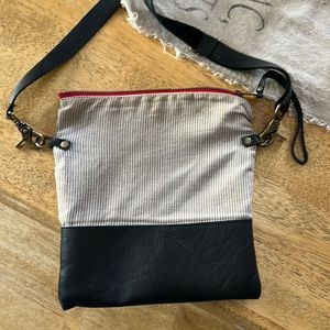 Vaalbara Clutch Crossbody